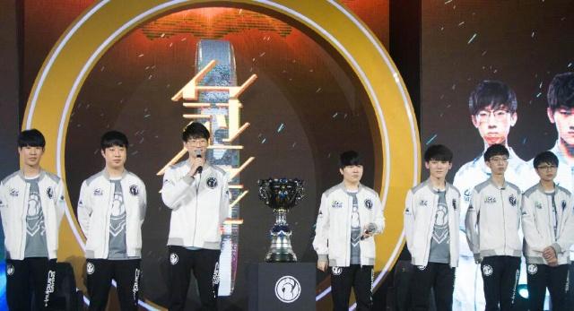 决赛中以2