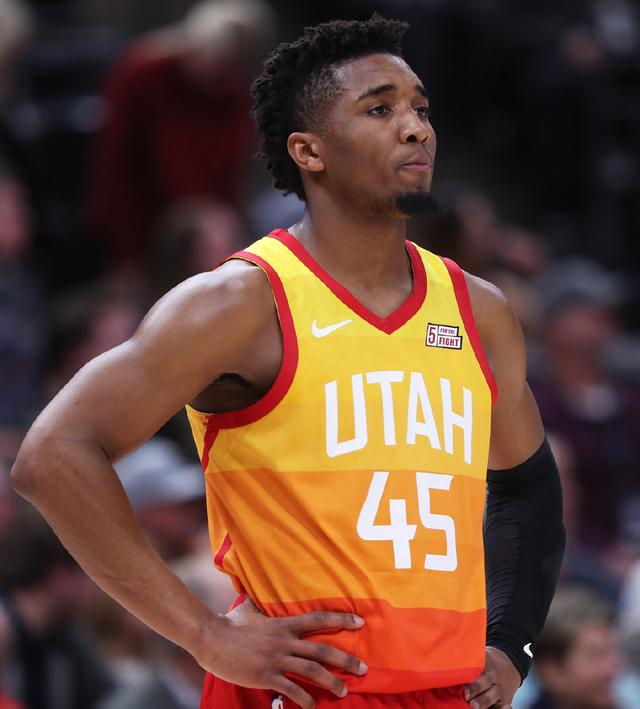 表现虽各有 表现虽各有