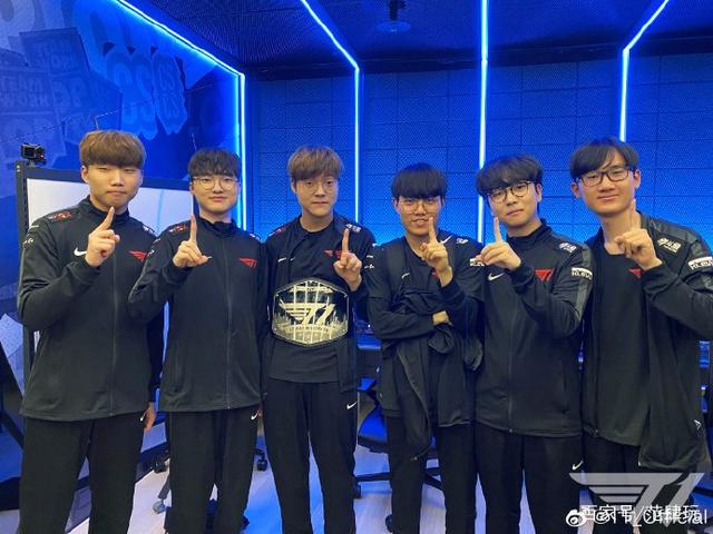 表现优异的 表现优异的