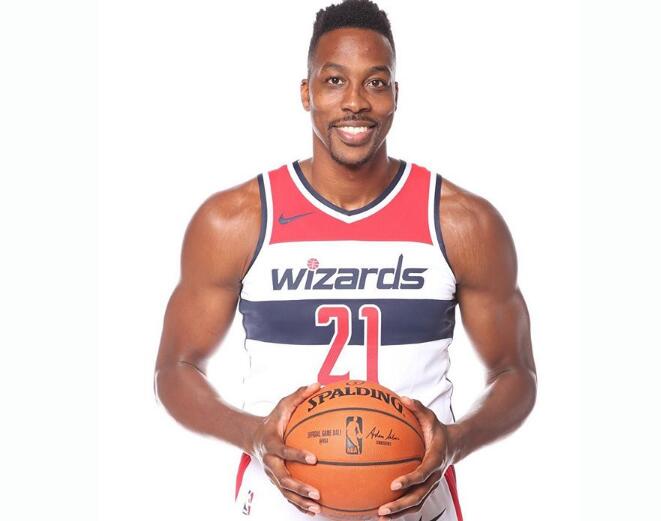 也随之摆动 也随之摆动